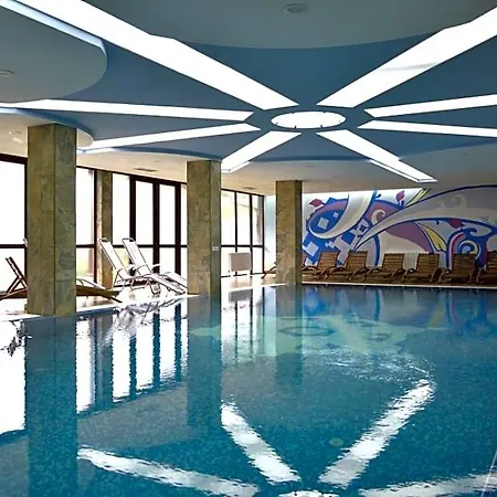 In Infinity Apartman 4*