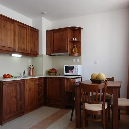 In Infinity Μπάνσκο