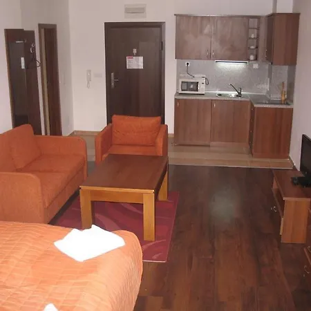In Infinity Apartman 4*