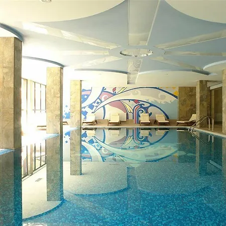 In Infinity 4* Μπάνσκο