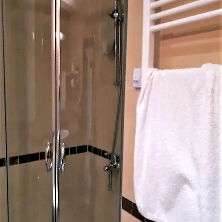 In Infinity Апартаменты 4*